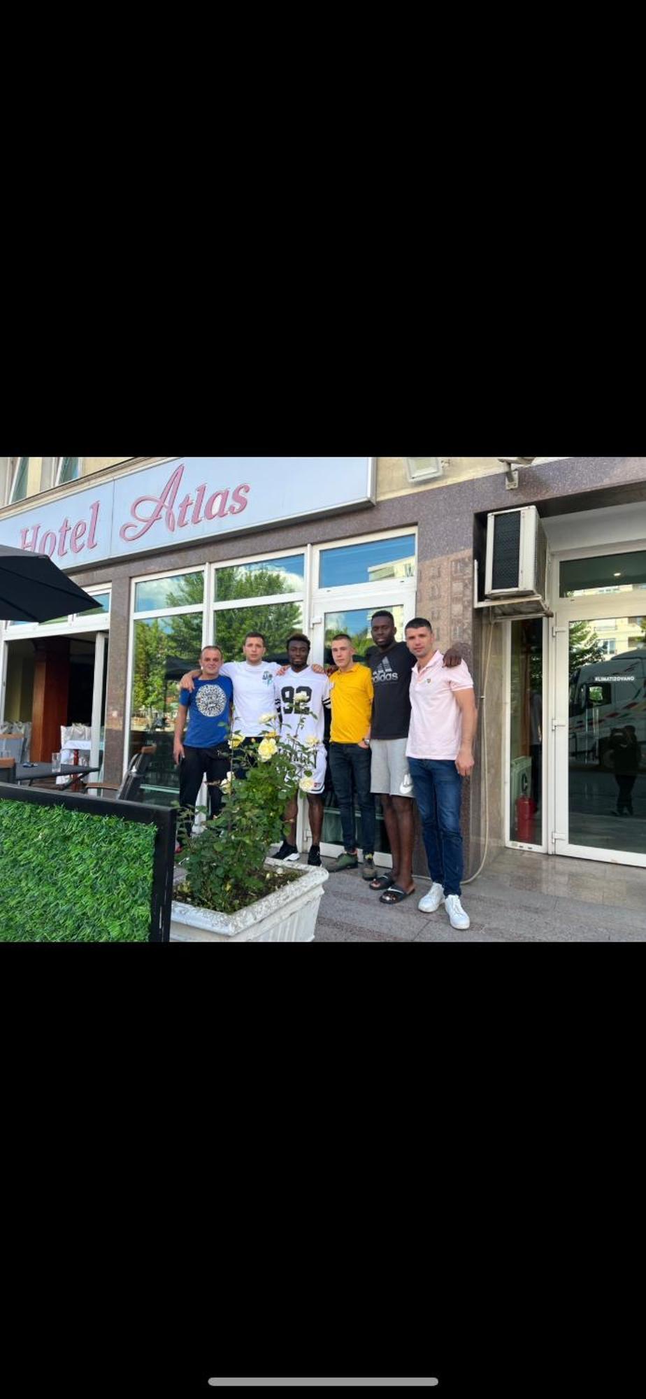 Hotel Atlas Novi Pazar Bagian luar foto