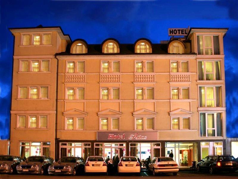 Hotel Atlas Novi Pazar Bagian luar foto