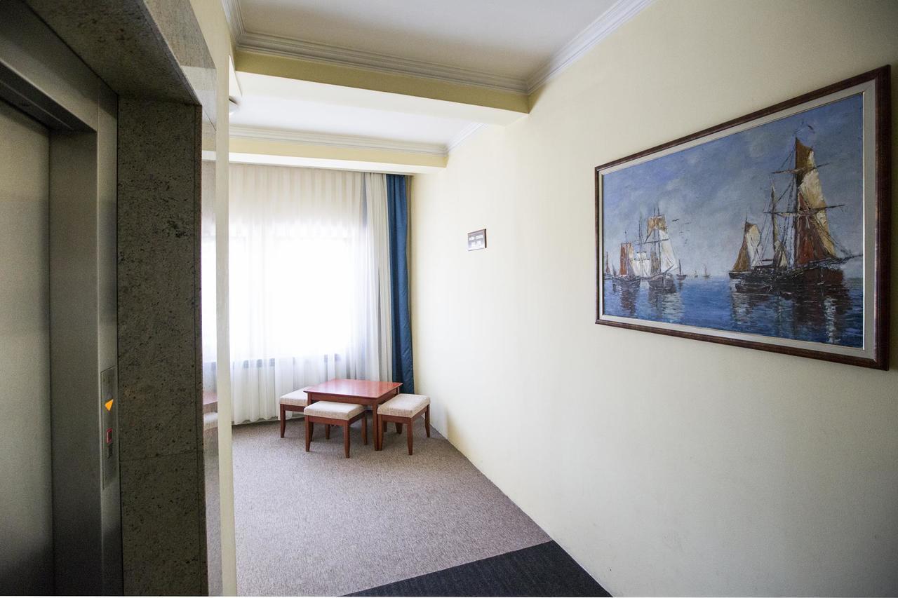 Hotel Atlas Novi Pazar Bagian luar foto