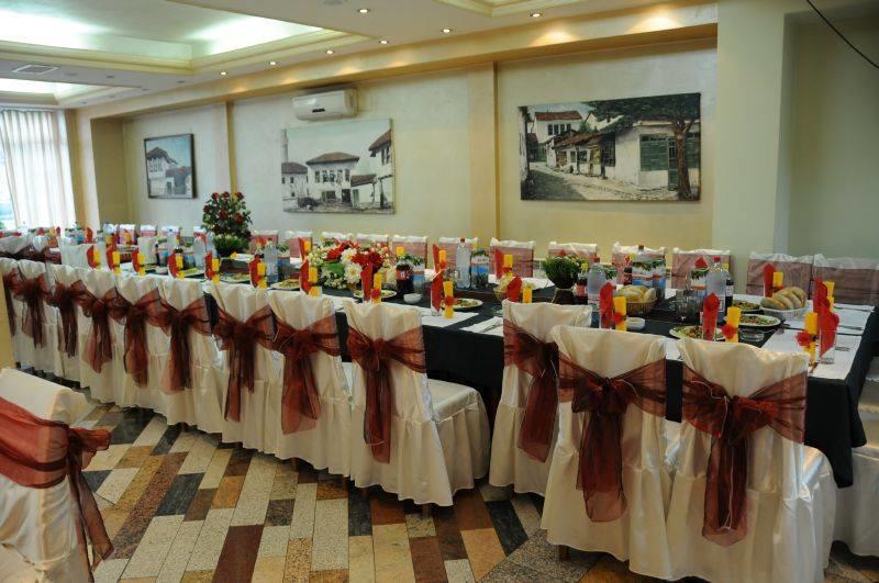 Hotel Atlas Novi Pazar Bagian luar foto